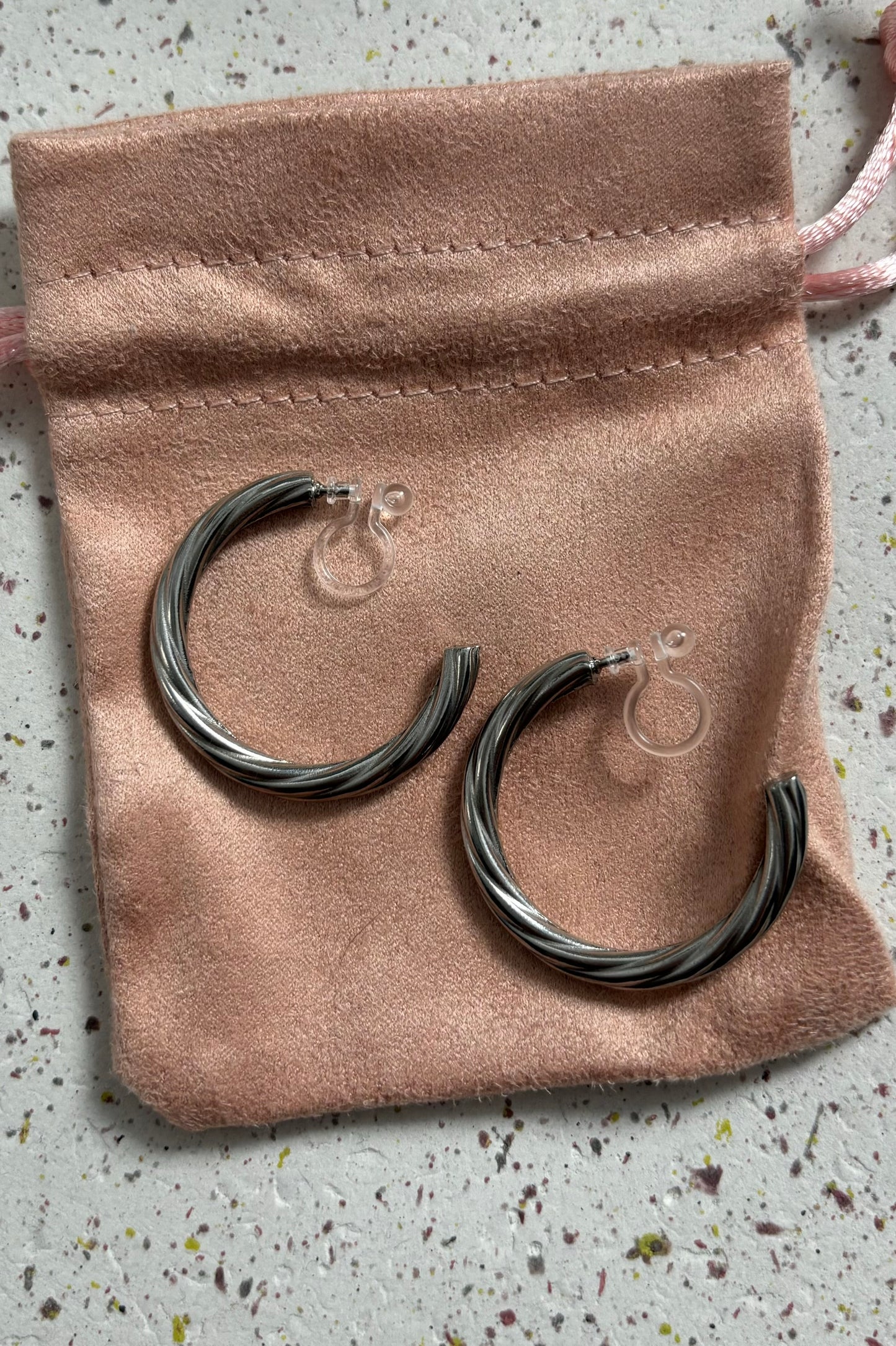 Trendy Clipp-on Earrings Gold and Silver