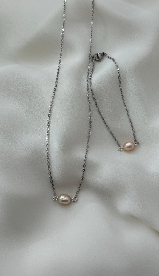 Trendy Pearl Hartjes Ketting en Armband van stainless steel – elegant met parel hartjes, verkrijgbaar in goud en zilver