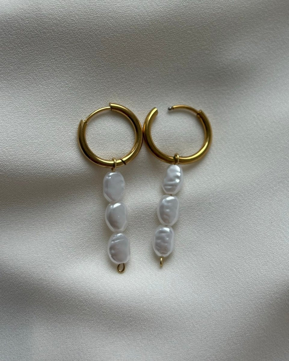 Oorbel Pearl Drop van stainless steel – handgemaakt, verkrijgbaar in zilver en goud, stijlvolle oorbel met parel voor een elegante look