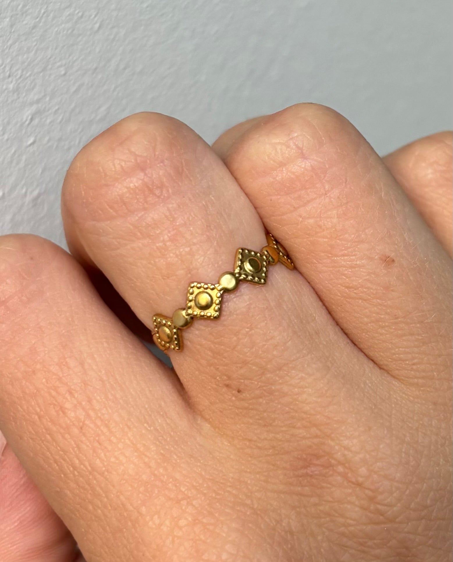 Trendy verstelbare Square ring van stainless steel in Goud – verkleurt niet, stijlvol en geschikt voor iedereen