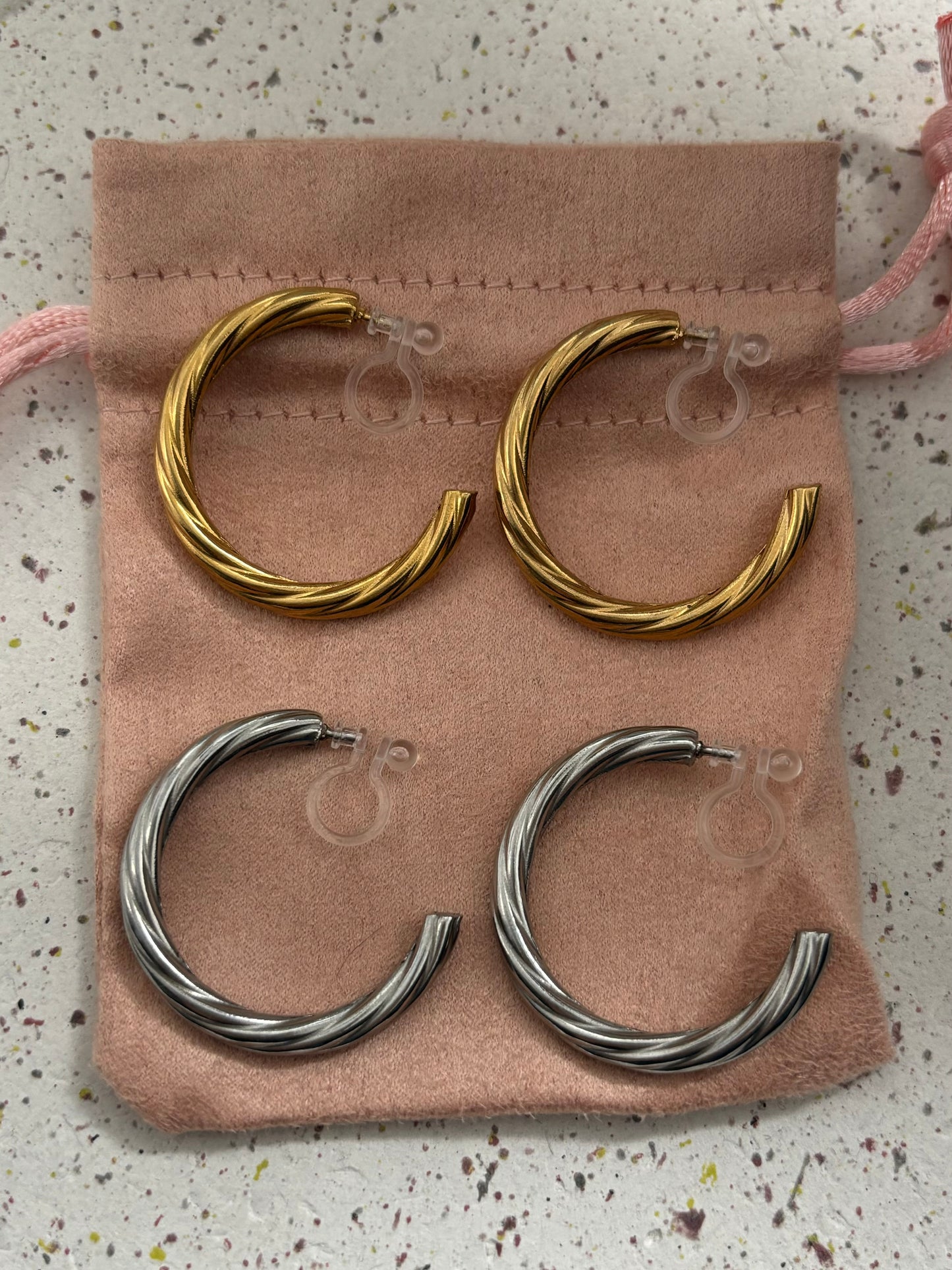 Trendy Clipp-on Earrings Gold and Silver