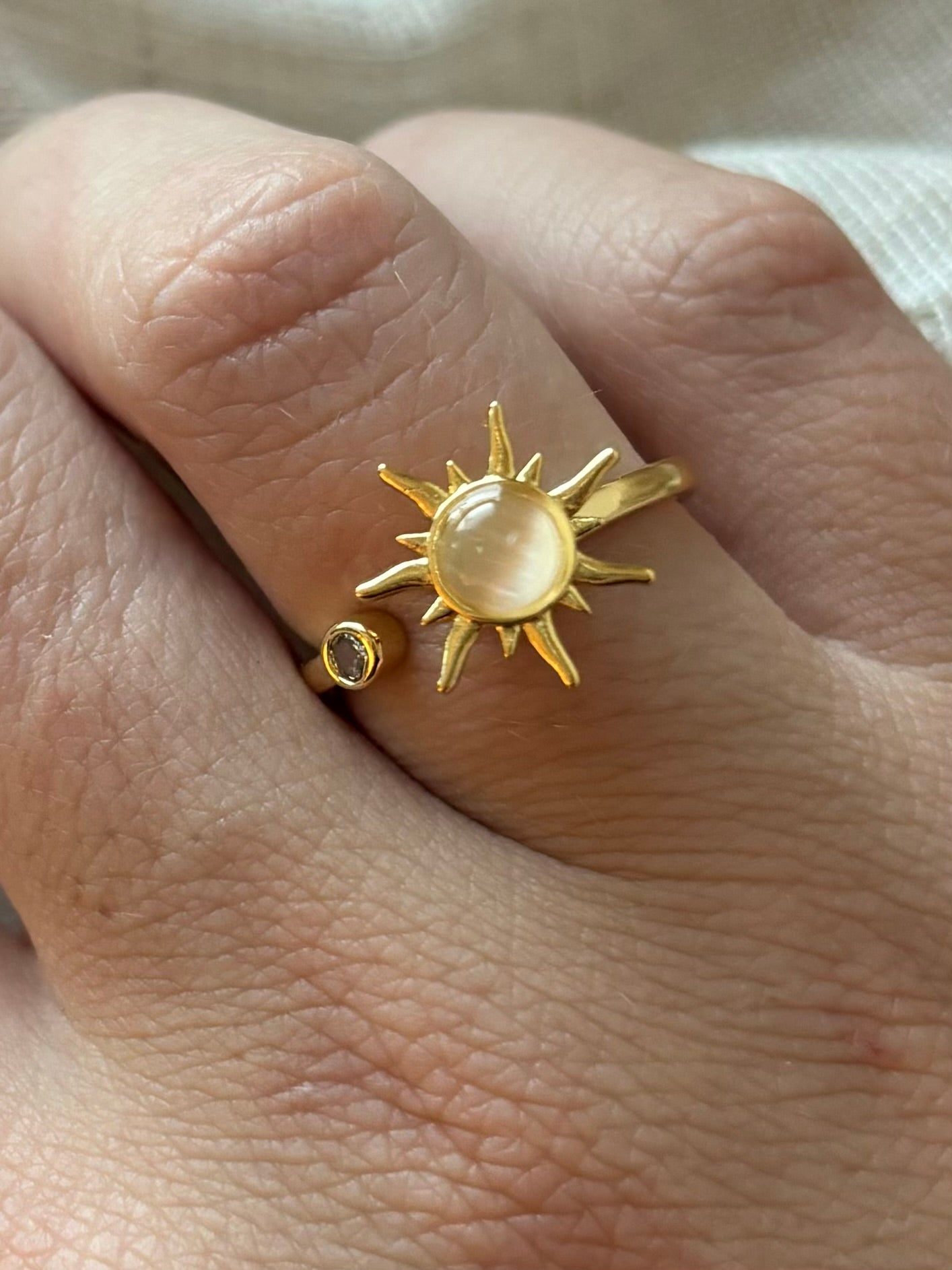 Ring sunny