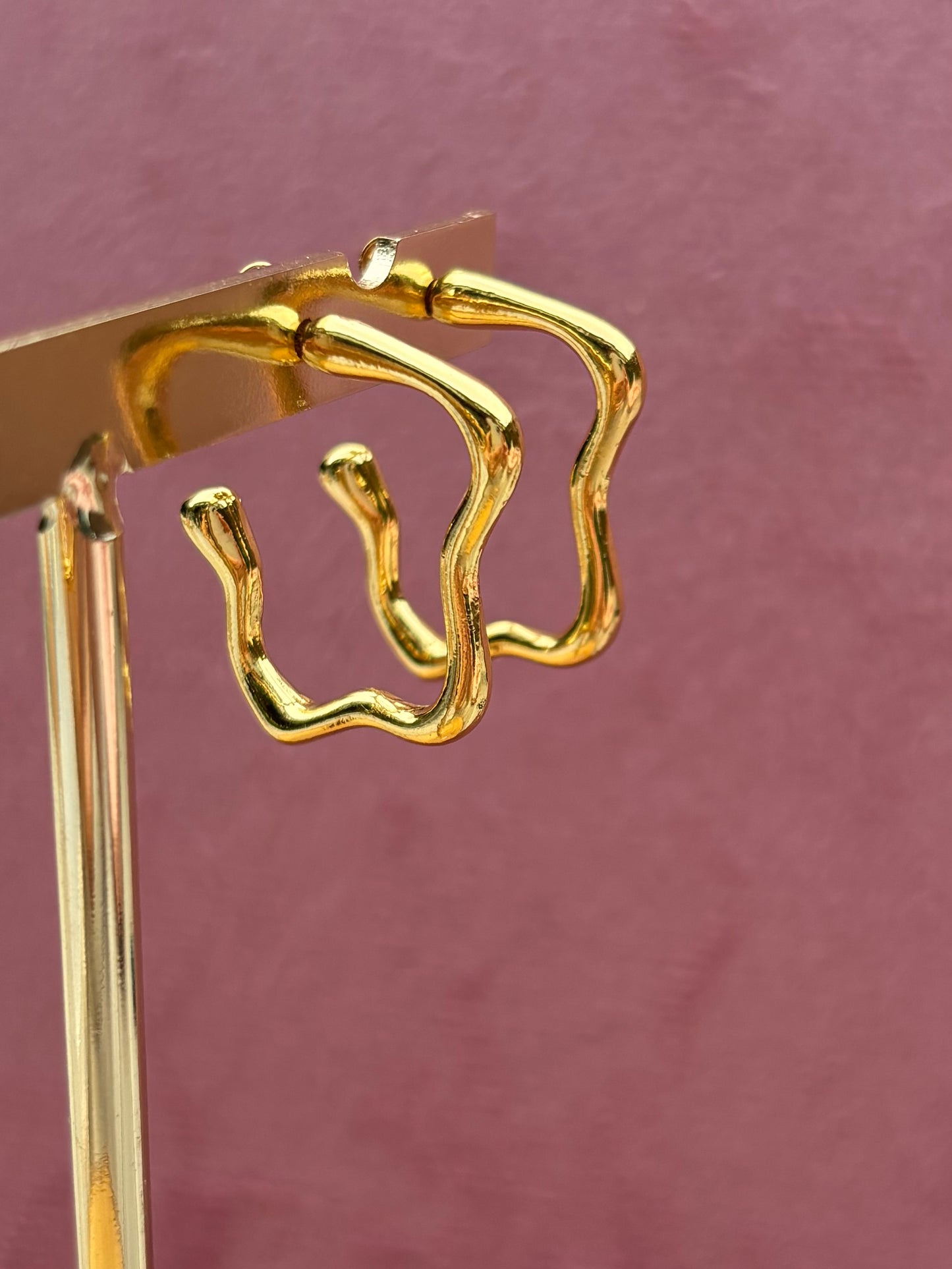 Trendy gouden Stainless Steel Clip Oorbel wavey