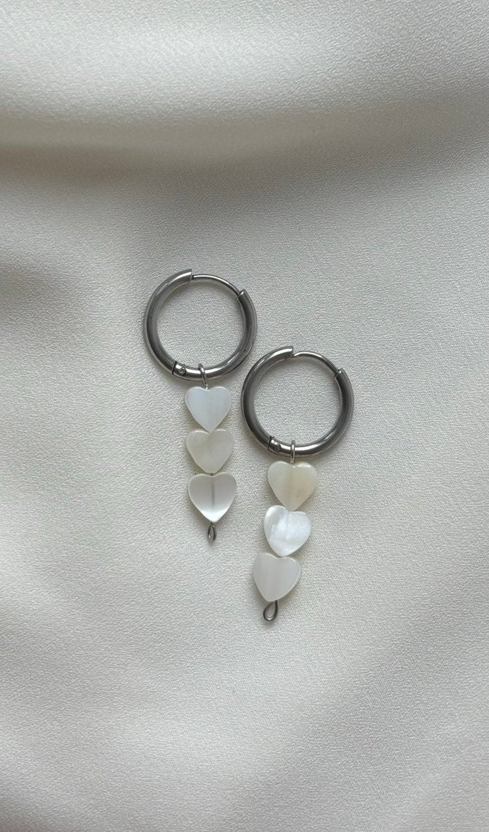 Trendy Pearl Hartjes Oorbel van stainless steel – elegante ketting met parels, verkrijgbaar in goud en zilver